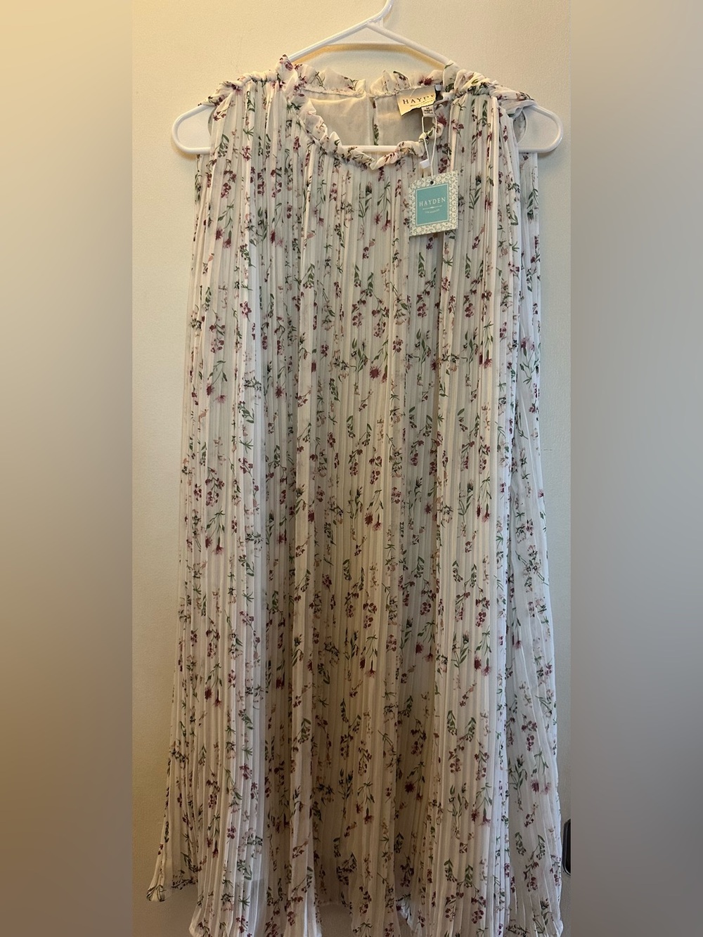 Hayden Floral Pleated Maxi Dress - Pink & Green Accents. Read description
